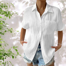 Load image into Gallery viewer, Lady Comfortable plain shirt with pockets
