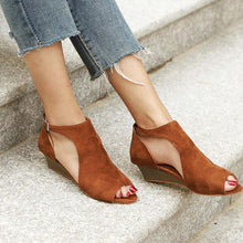 Load image into Gallery viewer, Peep Toe Chic Sandals
