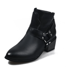 Load image into Gallery viewer, Women Round Toe Med Vintage Short Boots
