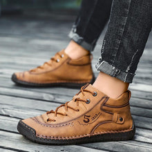 Load image into Gallery viewer, Outdoor Men Plus Velvet Boots Hiking Shoes
