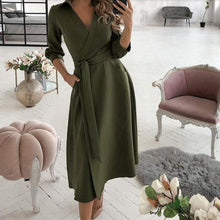 Load image into Gallery viewer, V-neck Printed Dress
