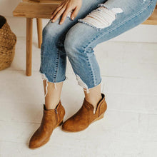 Load image into Gallery viewer, Casual Wedged Boots
