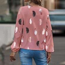 Load image into Gallery viewer, V Neck Feather Print T-Shirt
