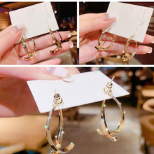 Load image into Gallery viewer, Simple Curved Fashion Earrings

