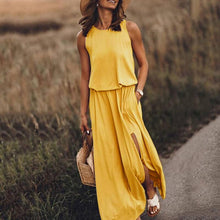 Load image into Gallery viewer, Sleeveless Slit Solid Dress
