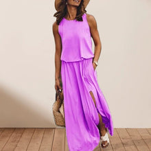 Load image into Gallery viewer, Sleeveless Slit Solid Dress
