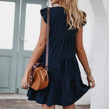 Load image into Gallery viewer, Solid Color Round Neck Pleated Skirt
